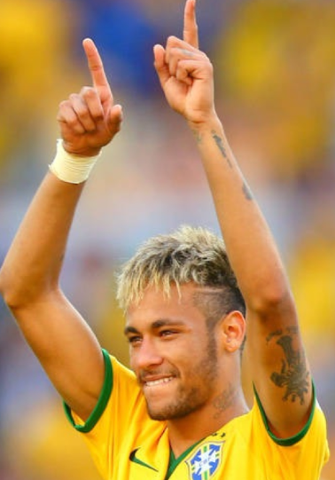 蒂亚戈·席尔瓦社媒晒照引热议：内马尔转会弗鲁米嫩塞猜想升温