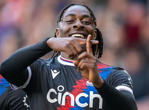 北伦敦德比：埃泽帽子戏法兑现年少承诺，书写传奇篇章