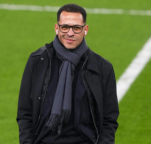 切尔西坚定支持罗塞尼尔，夏窗引援与更衣室动态成焦点