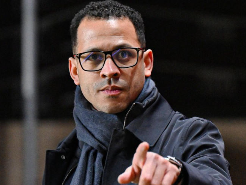 切尔西高层力挺罗塞尼尔，承诺给予完整执教赛季