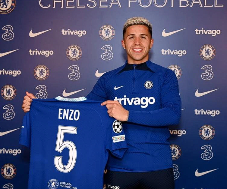 阿根廷友谊赛胜毛里塔尼亚：恩佐谈赛场体验、队友伤情与世界杯展